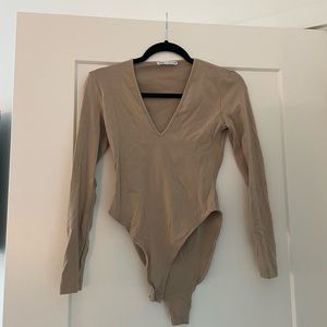 Long sleep body suit only worn once